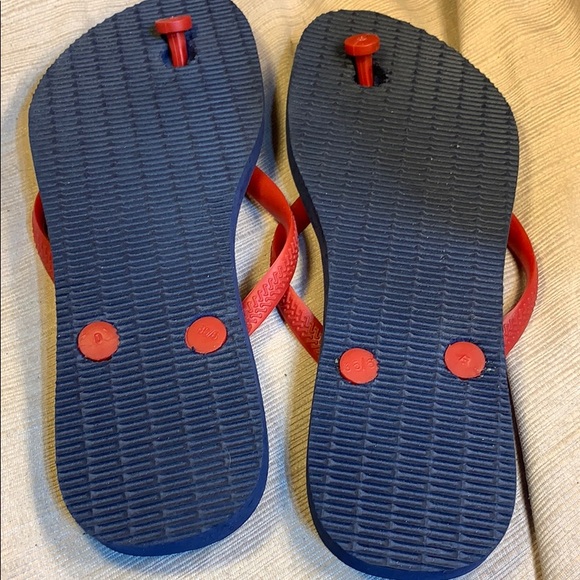 Havaianas NWOT flip flops never worn - Picture 4 of 5